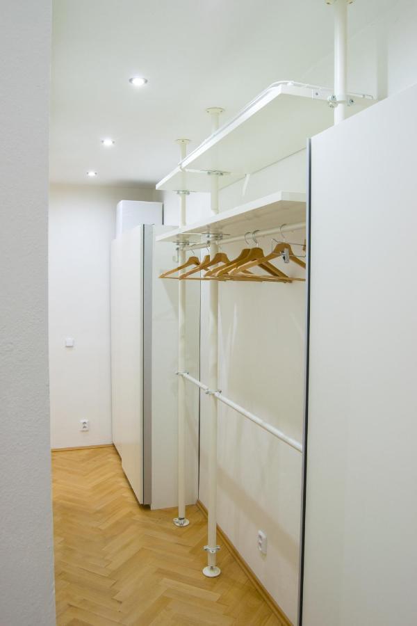 Apartment In Downtown Olomouc Bagian luar foto